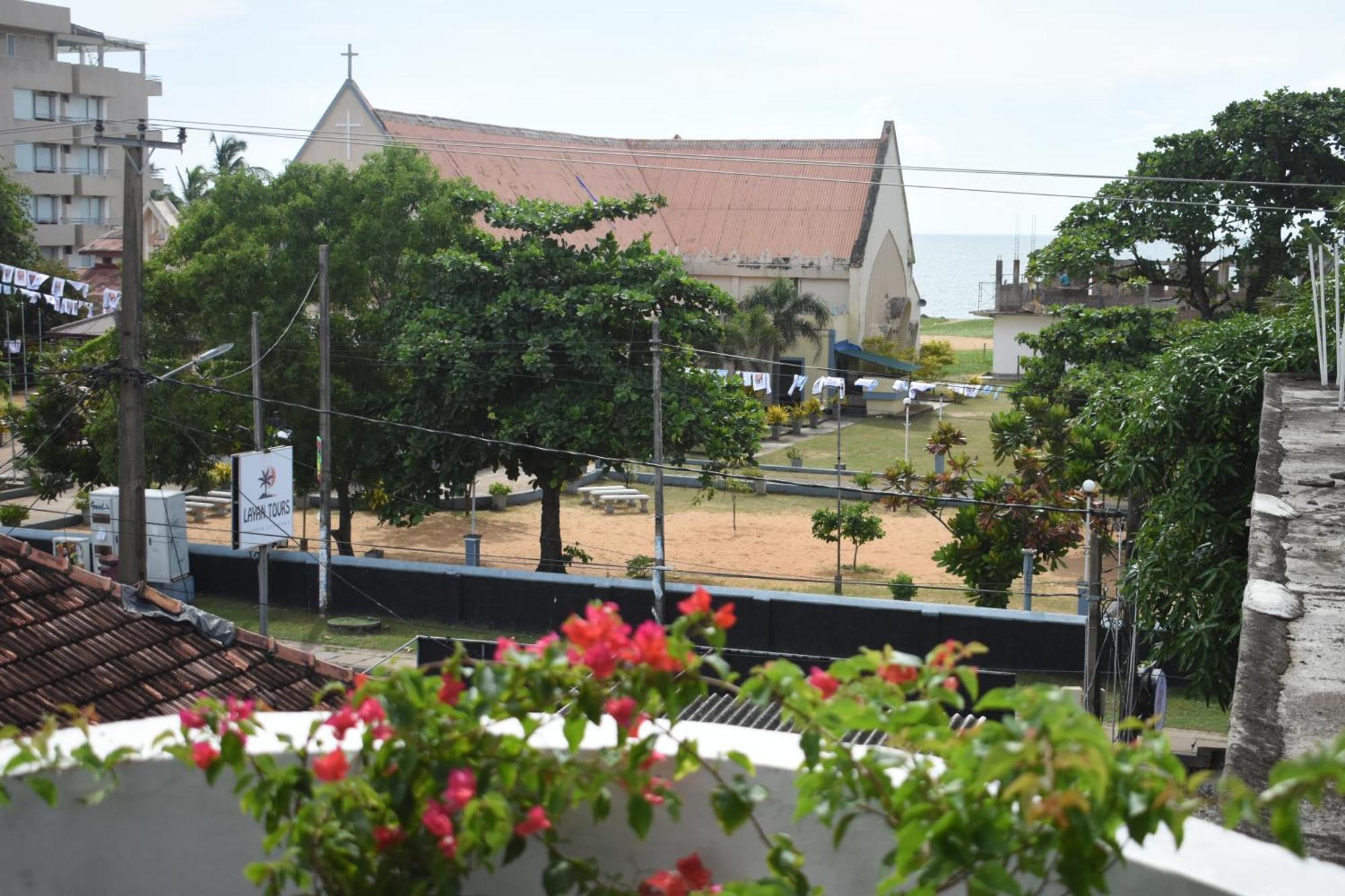 Bhashiz Villa Negombo Buitenkant foto